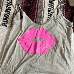 Pink lips chaser tank